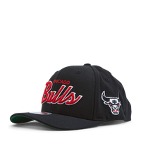 Bulls Foundation Script Stretch Snapback