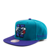Hornets Rear Script Deadstock