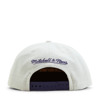 Cut Away Snapback Off