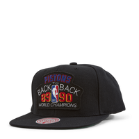 Pistons Back2back Snapback HWC