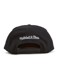 Pistons Back2back Snapback HWC