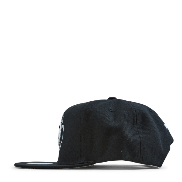 Nets Embroidery Glitch Snapback