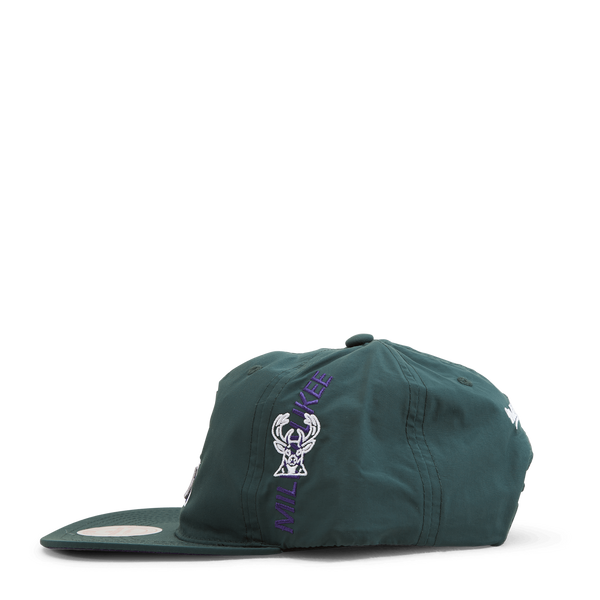 Bucks Nylon Szn Deadstock HWC