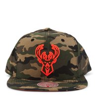 Bucks Neon Camo Pop Snapback