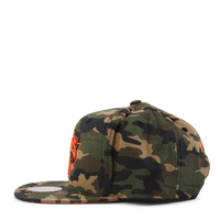 Knicks Neon Camo Pop Snapback
