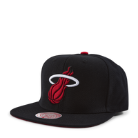 Born And B Snapback