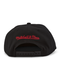 B Snapback