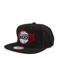 B Snapback