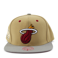 Classic Canvas Snapback