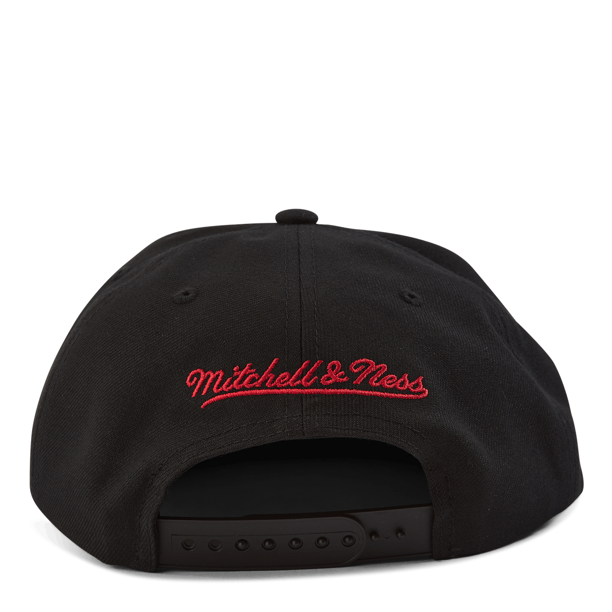 B Snapback
