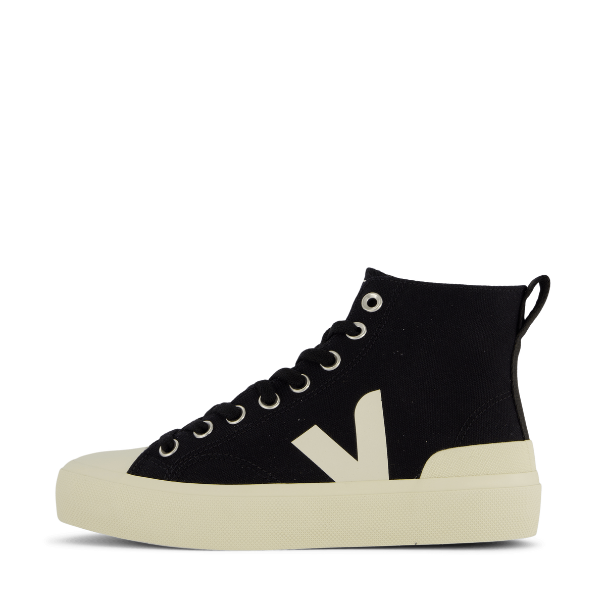 Wata Ii Canvas Black Pierre