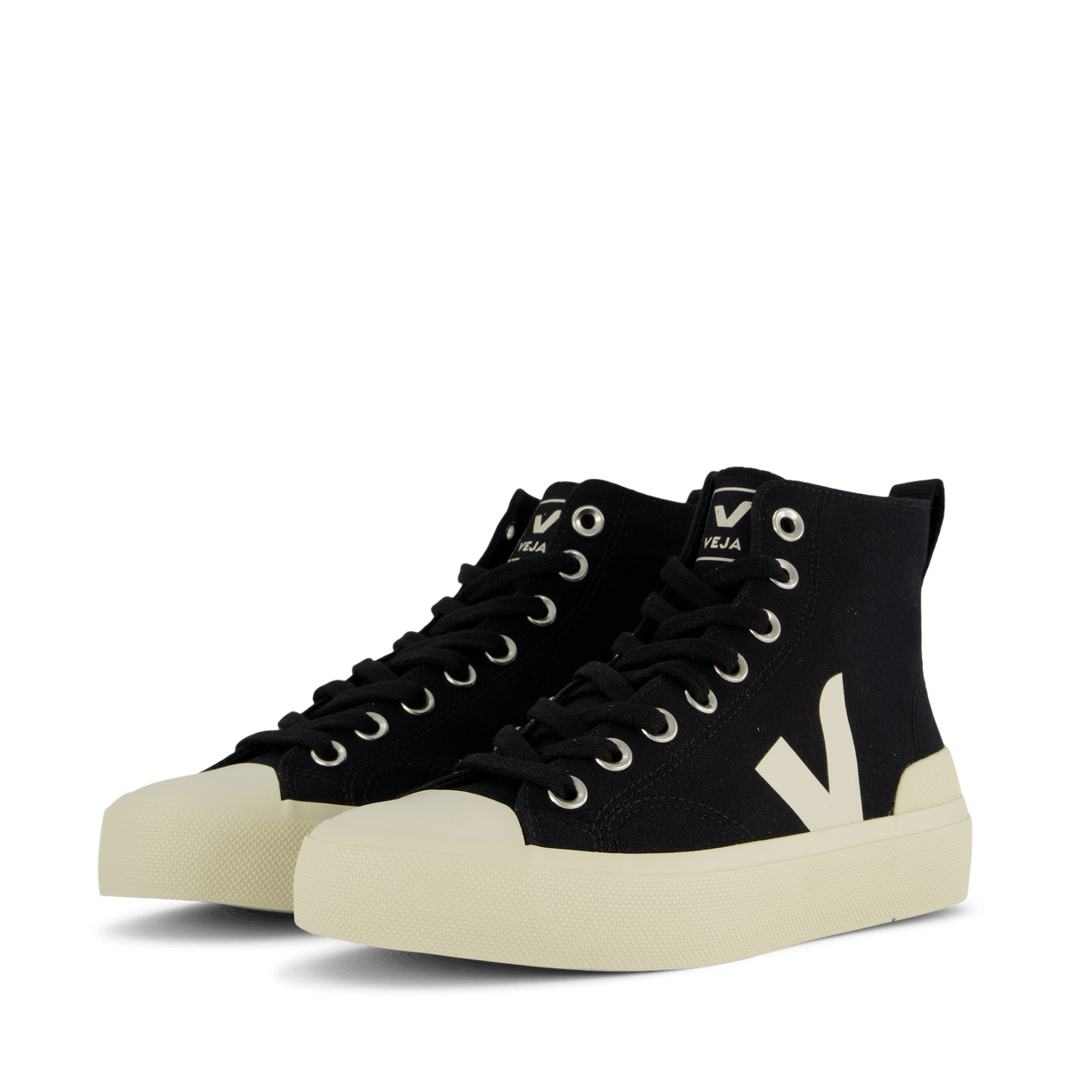 Wata Ii Canvas Black Pierre