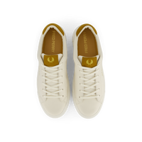 Fred Perry B71 Tumbled Leather 560