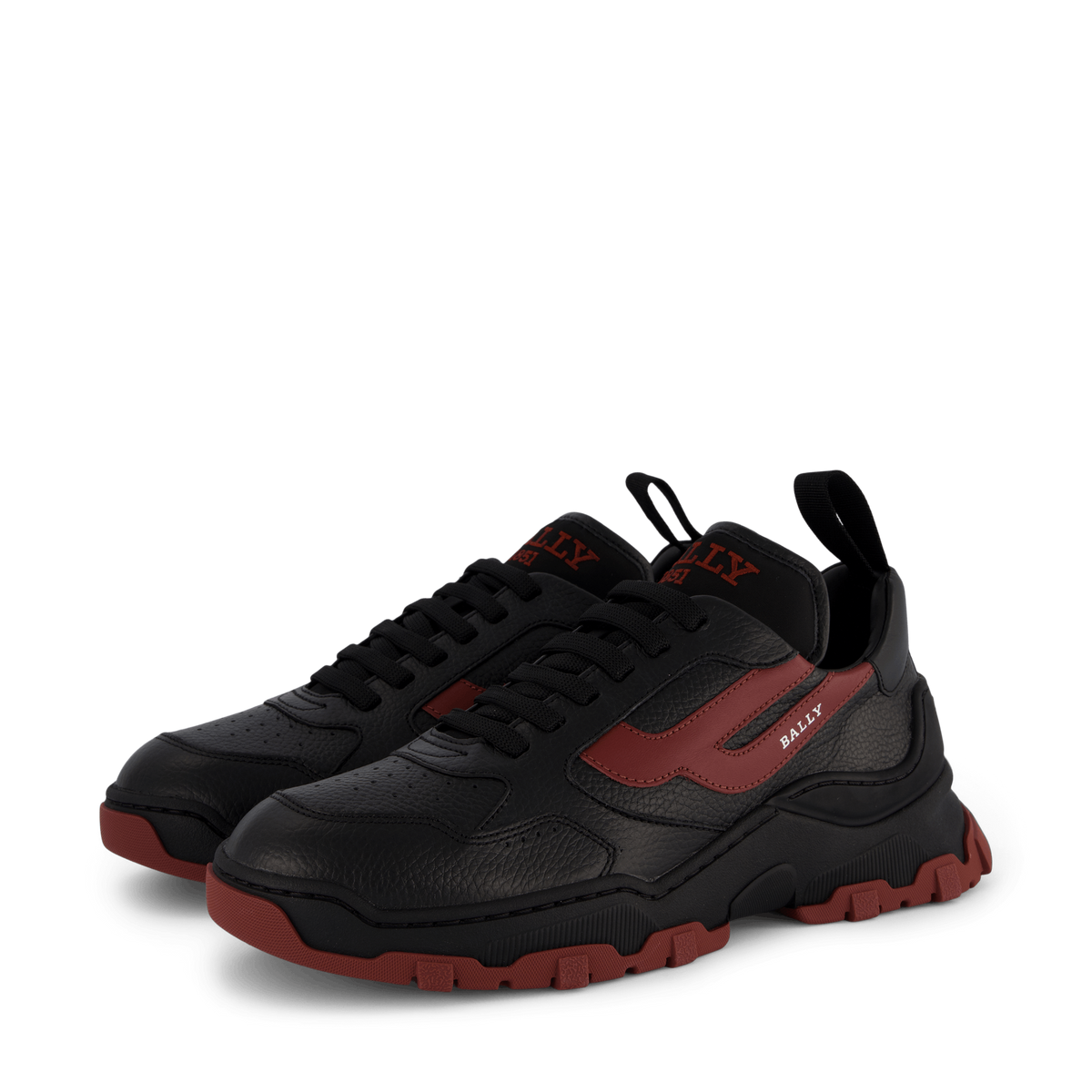 Logo Patch Sneaker Low