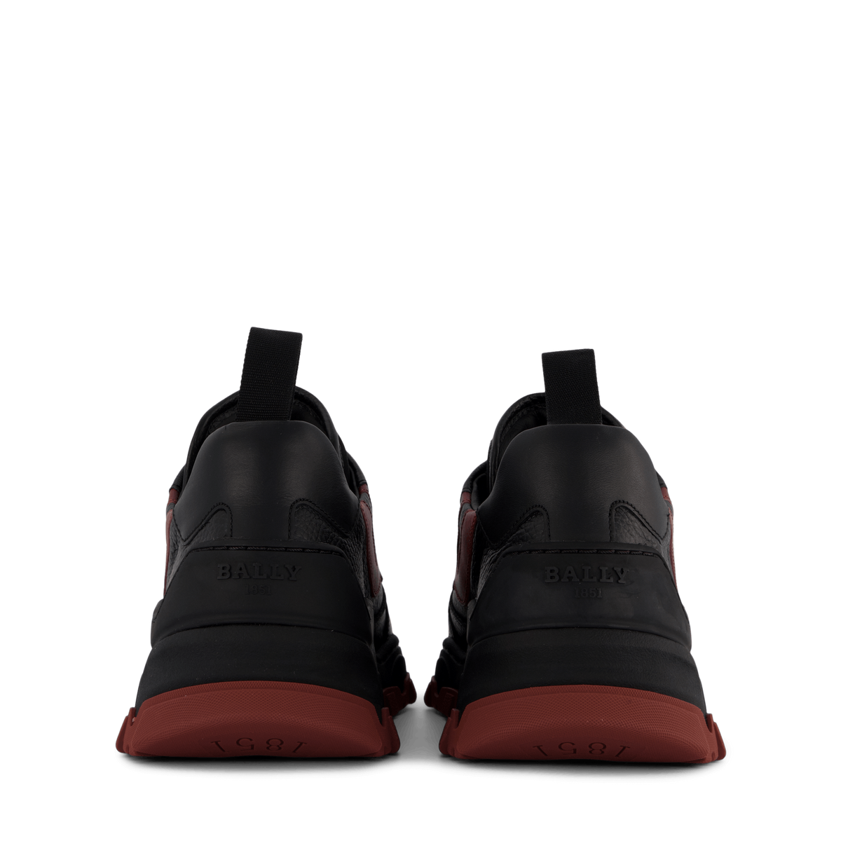 Logo Patch Sneaker Low
