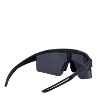 Luca Black / Black