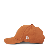 League Essential 9forty
