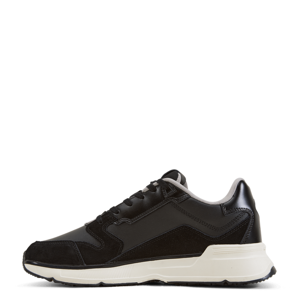 Beeker Sneaker