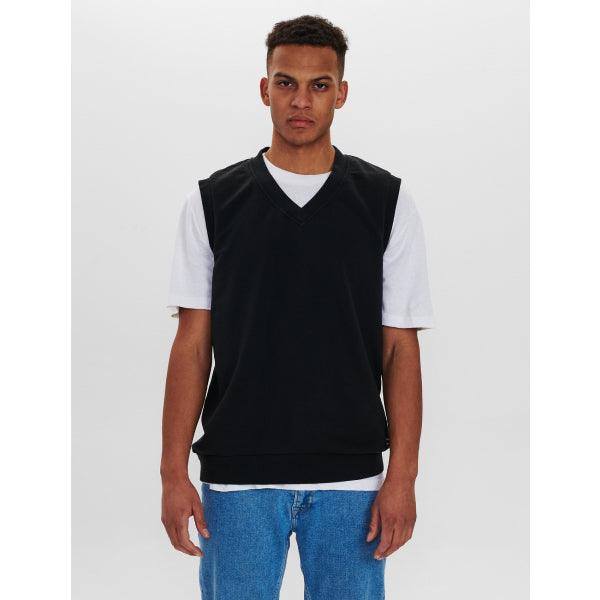 Maurice V Sweat