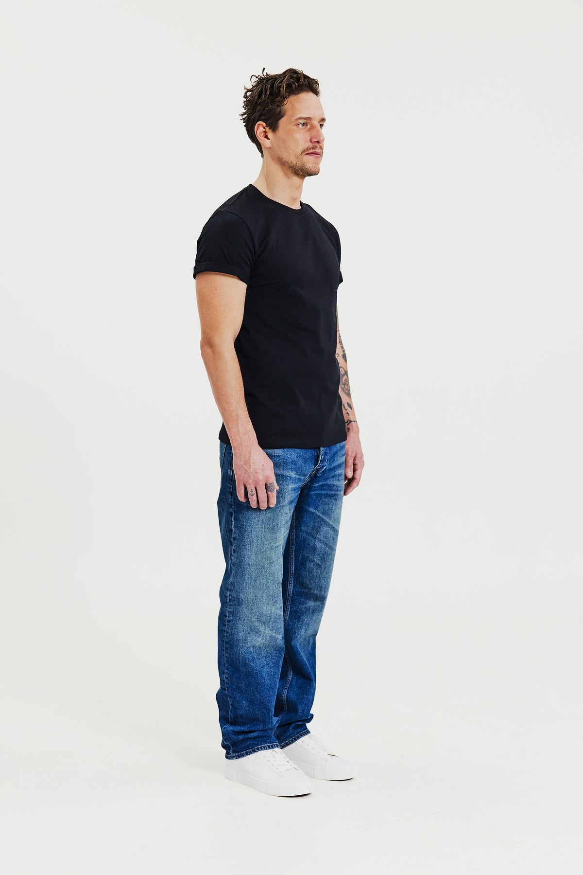Roll-Up Tee Black