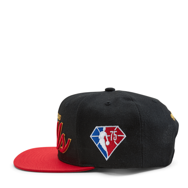 Bulls NBA 75th Gold Snapback