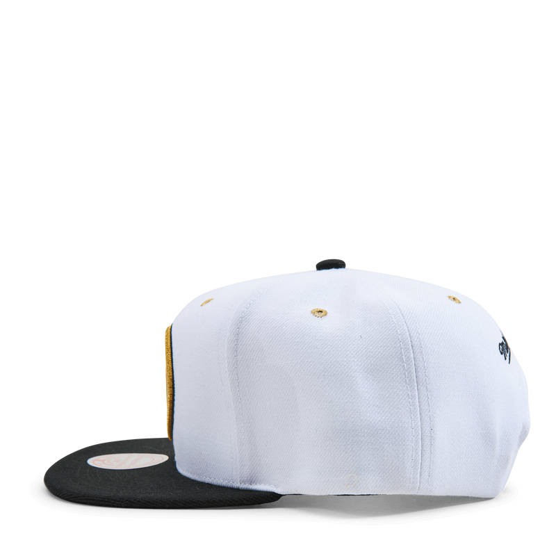 Hawks Gold Pop Snapback