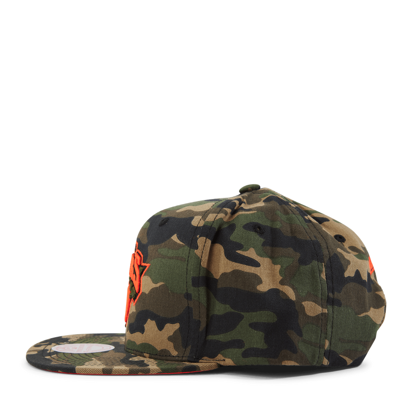 Knicks Neon Camo Pop Snapback