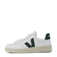 V-12 Leather Extra White Cyprus