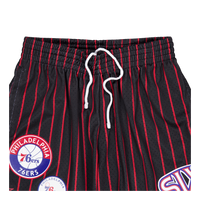 M&n City Collection Mesh Short Black/red