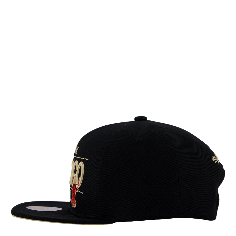 Bulls With Love Snapback HWC