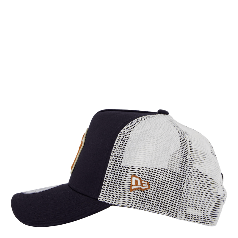 Boucle Trucker Neyyan Nvyebrstn