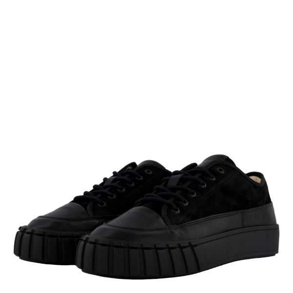 Karma Low U Suede Black