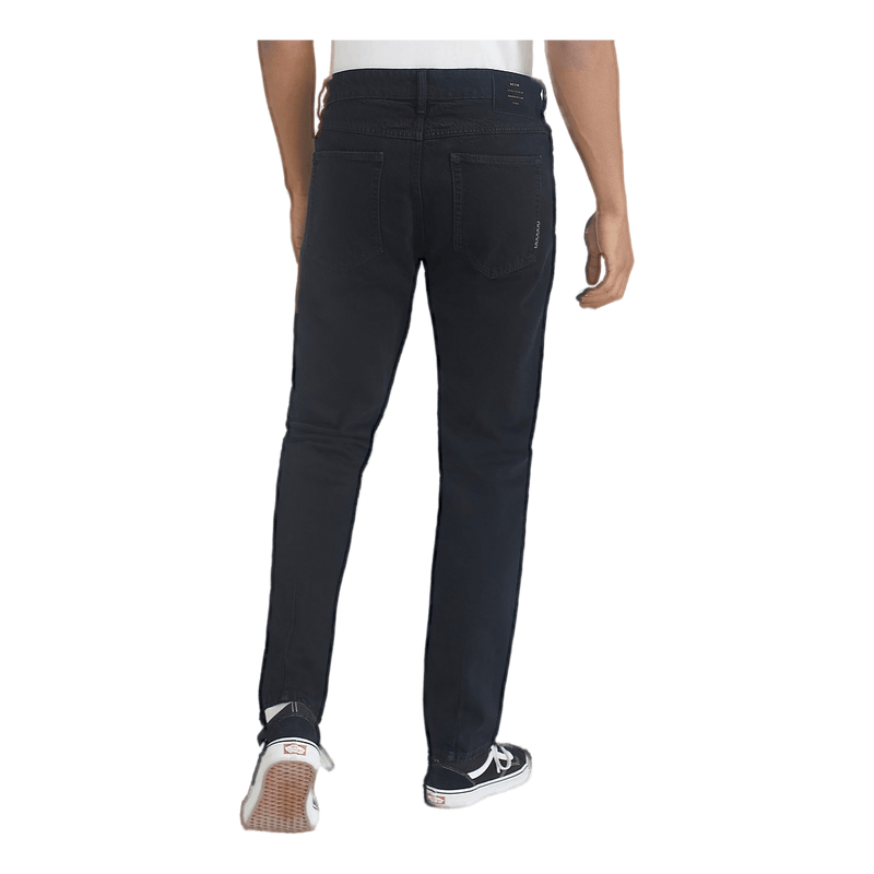 Ray Straight 6128-reverent