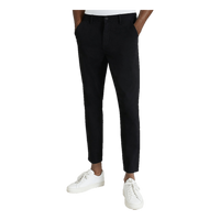 Studio Total Skinny Cropped Chino