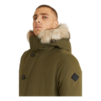 D2. Winter Parka